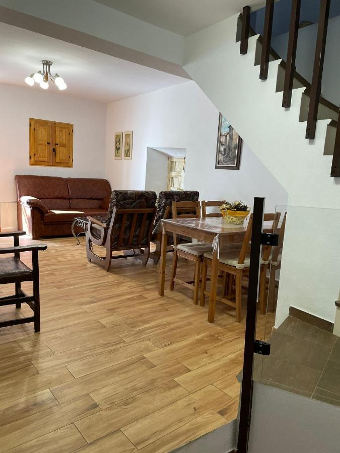 Alquiler Rural Cutar, Casa Robles Villa Eksteriør billede