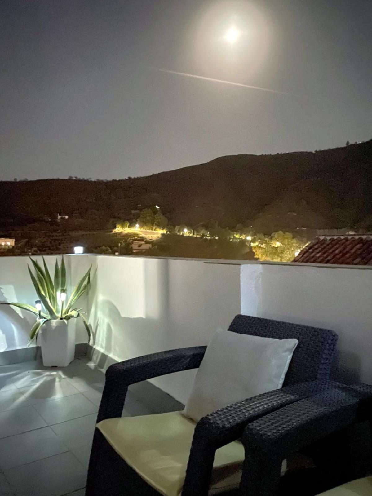 Alquiler Rural Cutar, Casa Robles Villa Eksteriør billede